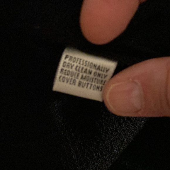 St John’s Collection black blazer w gold/blk buttons - Picture 6 of 10